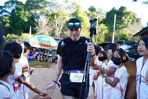 BIB: 3012
                            <button type="button" onclick="openModal(18982914)" class="btn btn-primary btn-sm float-right btn-popup" data-toggle="modal" data-target=".modal-high-quality">
                        <i class="fas fa-shopping-cart"></i> Add to Cart
                    </button>
                                            <button type="button" onclick="isThisMe(18982914, true)" class="btn btn-success btn-sm float-right btn-popup btn-isme hidden" data-toggle="tooltip" data-placement="bottom" title="นี่คือรูปของคุณใช่ไหม คลิกที่นี่เพื่อเอาเข้าอัลบั้ม">
                        <i class="fas fa-plus"></i> Add to album
                    </button>
                    <button type="button" onclick="isThisMe(18982914, false)" class="btn btn-warning btn-sm float-right btn-popup btn-isnotme hidden">
                        <i class="fas fa-ban"></i> Remove from album
                    </button>